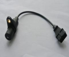 Qap 15 561 czujnik położenia wału hyundai, hyundai accent i (x-3)