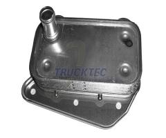 Trucktec automotive 02.18.050 chłodnica oleju mercedes sprinter 95-, vito 96-