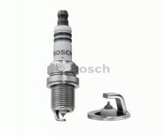 Bosch 0242240650 Świeca iskr. super plus +55, audi a4 avant (8d5, b5), daihatsu yrv (m2)