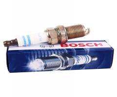 Bosch 0242235749 Świeca iskrowa super plus +24, nissan primastar autobus (x83)